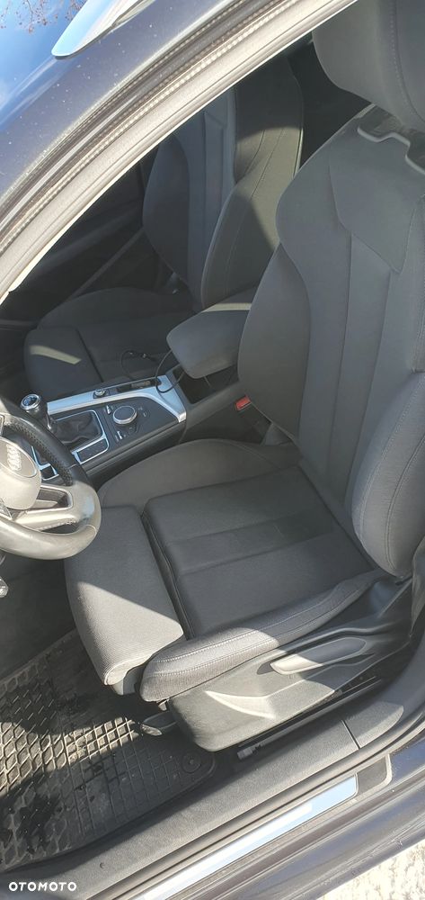 Audi A4 Avant 40 TFSI sport - 15