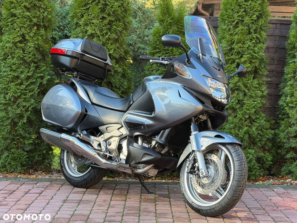 Honda NTV