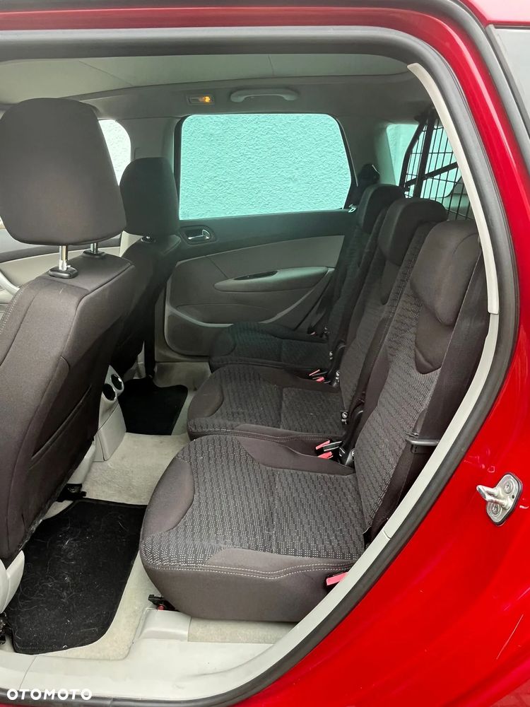 Peugeot 308 1.6 Premium - 8