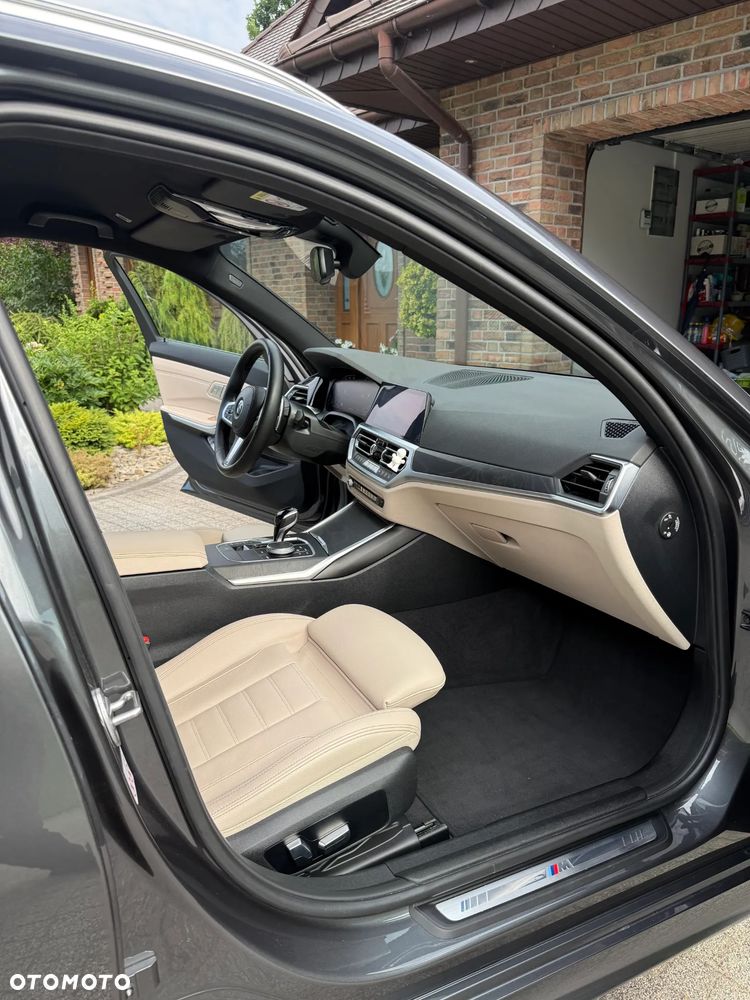 BMW Seria 3 320d M Sport Shadow sport - 24