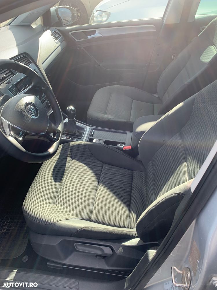 Volkswagen Golf 1.6 TDI BlueMotion Technology Trendline - 8