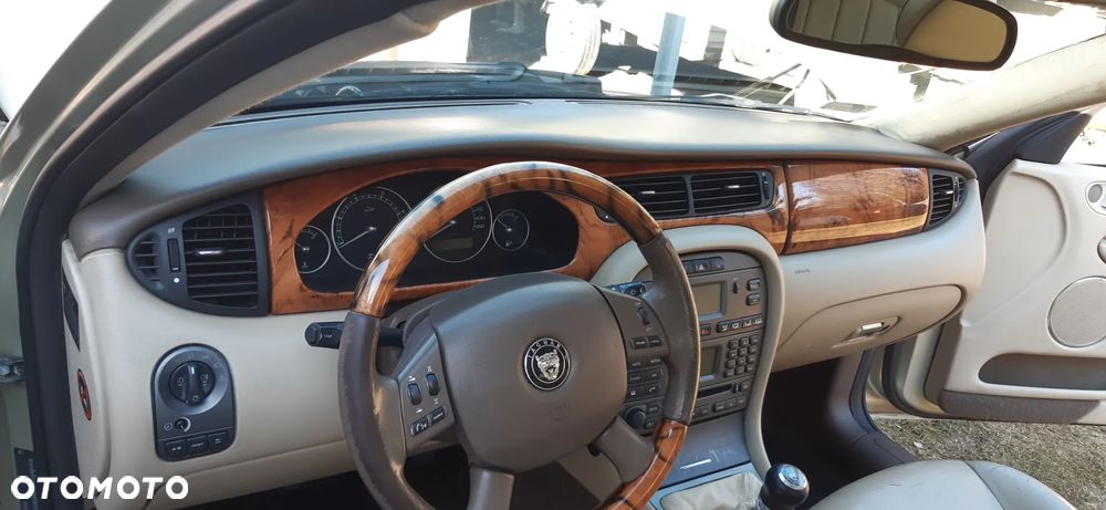 Jaguar X-Type 2.0 D Executive - 10