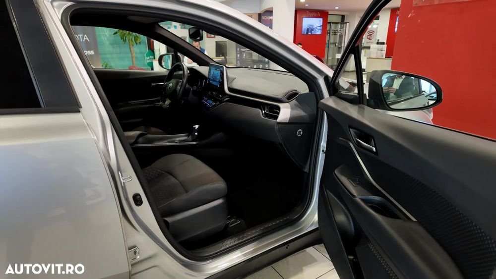 Toyota C-HR 1.8 HSD 122 CP 4x2 CVT C-enter - 12