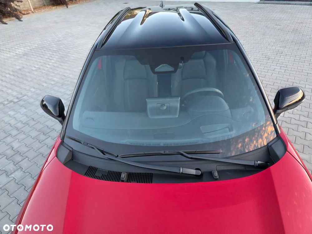 Toyota Yaris Cross Hybrid 1.5 Premiere Edition 4x4 - 12