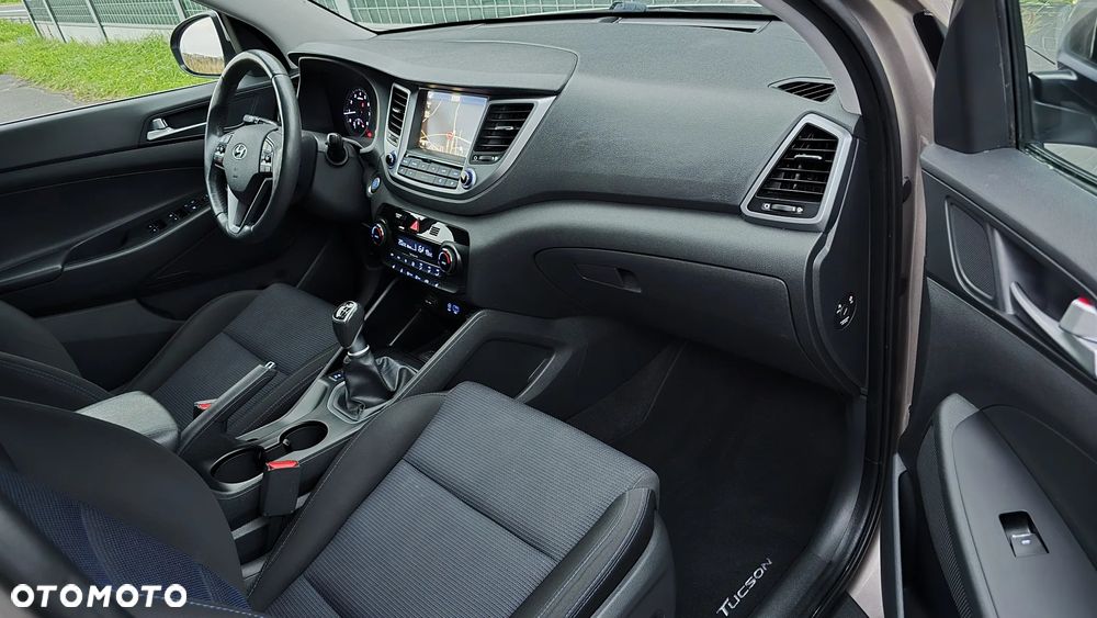 Hyundai Tucson 1.6 Turbo 4WD Premium - 32