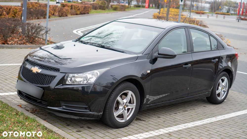 Chevrolet Cruze 1.6 LS - 16