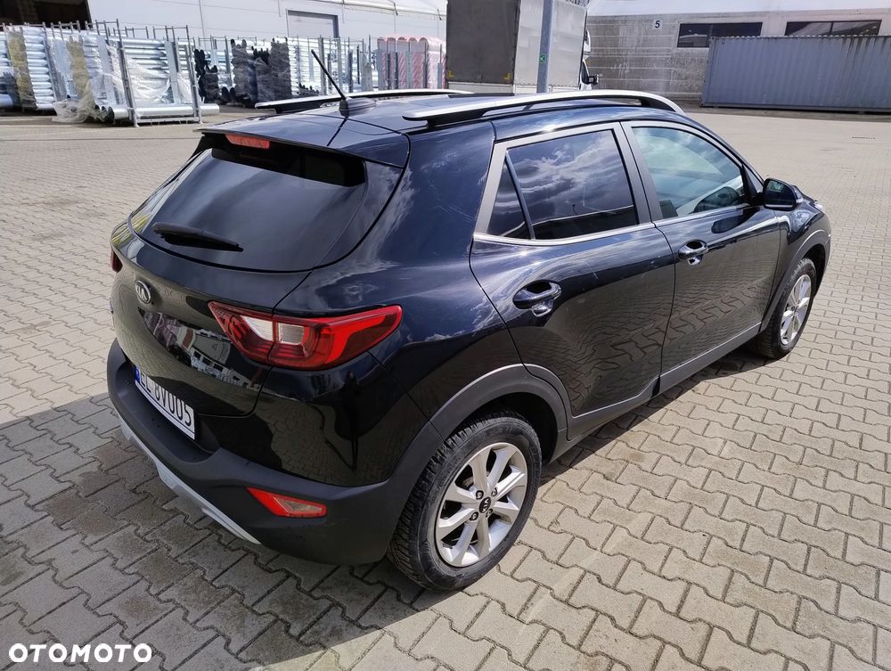 Kia Stonic - 6