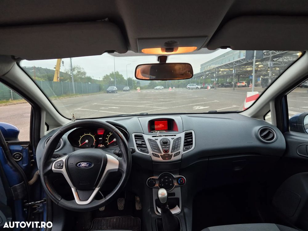 Ford Fiesta 1.25i Titanium - 9