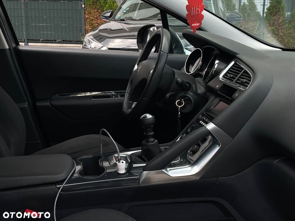 Peugeot 3008 1.6 HDi Access - 23