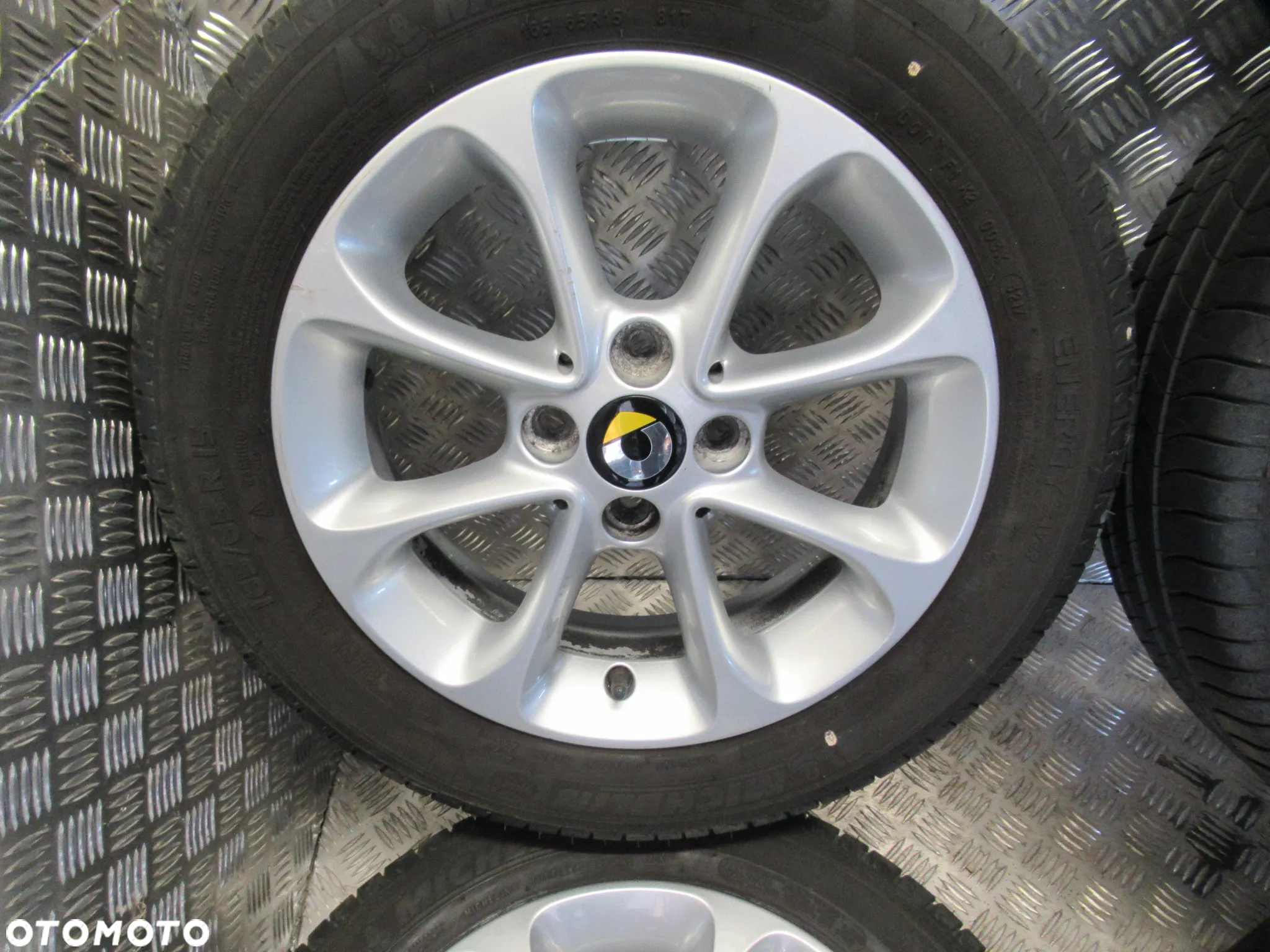 Koła Smart ForFour ForTwo Twingo III 5Jx15 et32 5,5Jx42 4x100 - 4