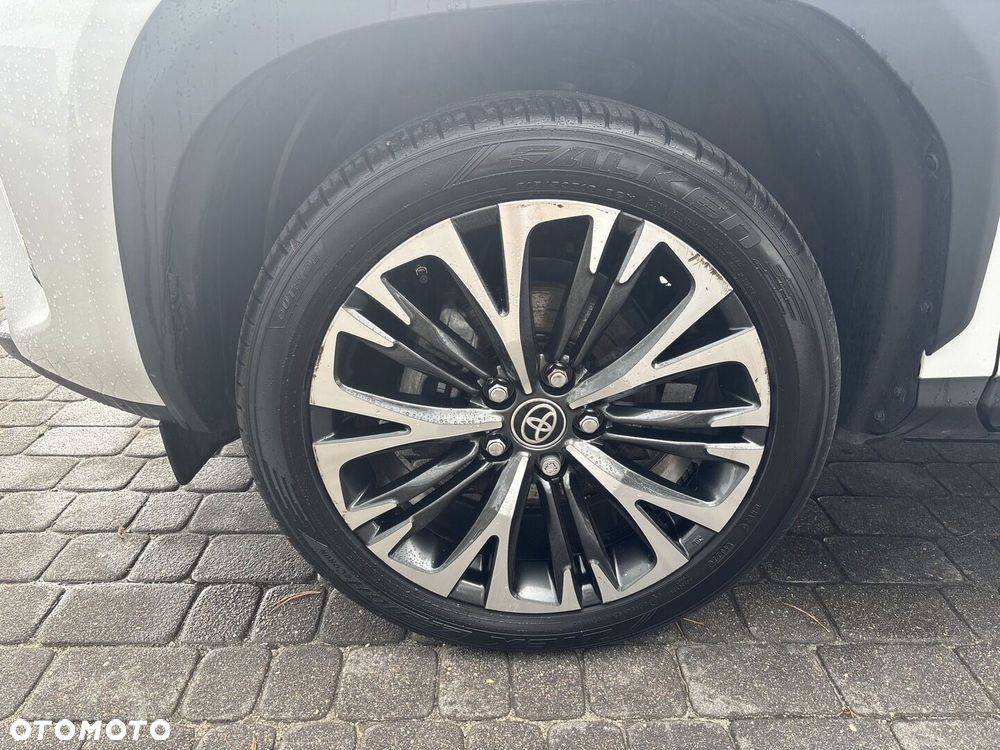 Toyota Yaris Cross - 30