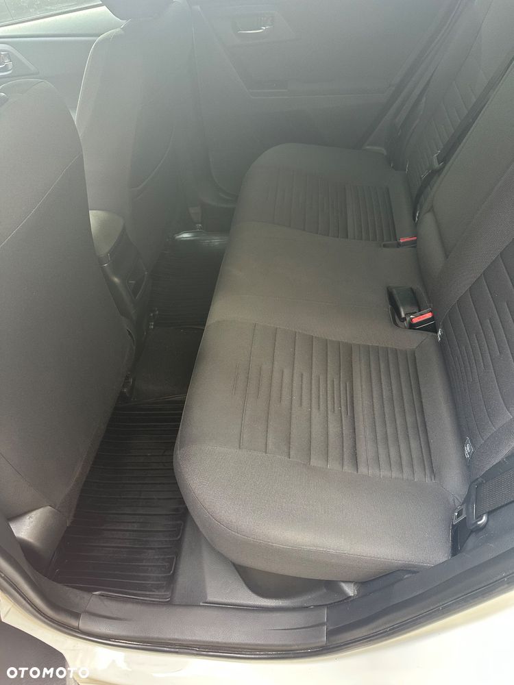 Toyota Auris Hybrid 135 Comfort - 10