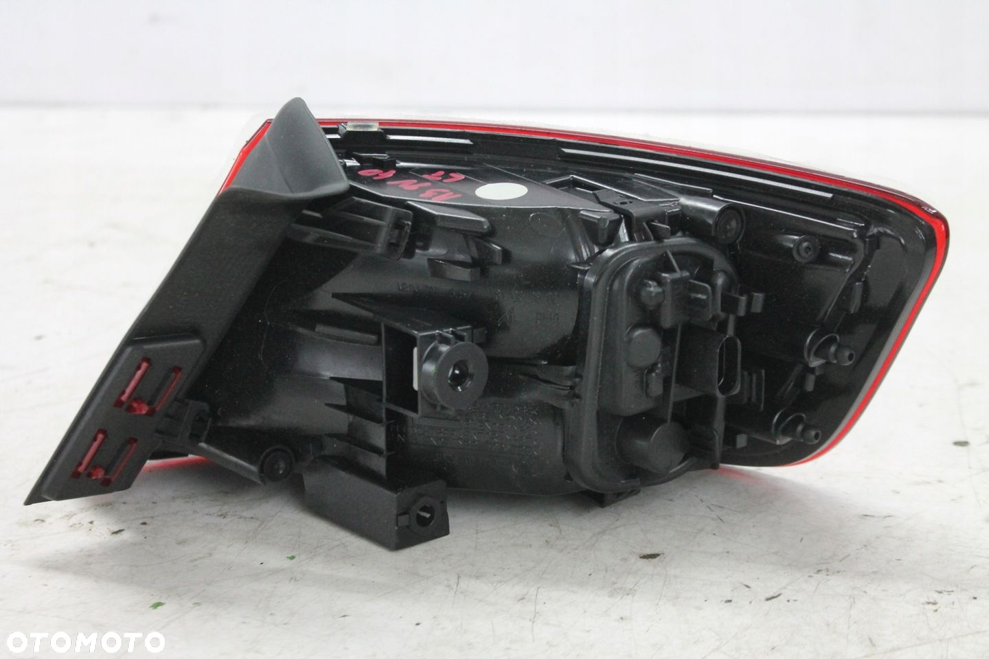 LAMPA LEWY TYŁ TYLNA 8V4945095C AUDI A3 8V 13-20 - 4