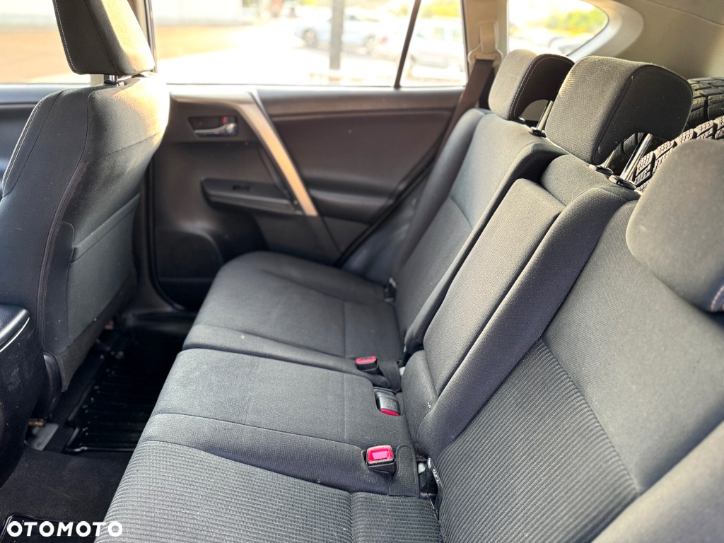 Toyota RAV4 - 17