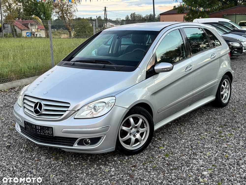 Mercedes-Benz Klasa B 180 CDI Autotronic - 14