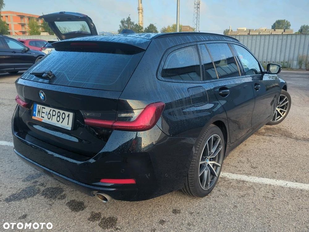 BMW Seria 3 318i Luxury Line sport - 3