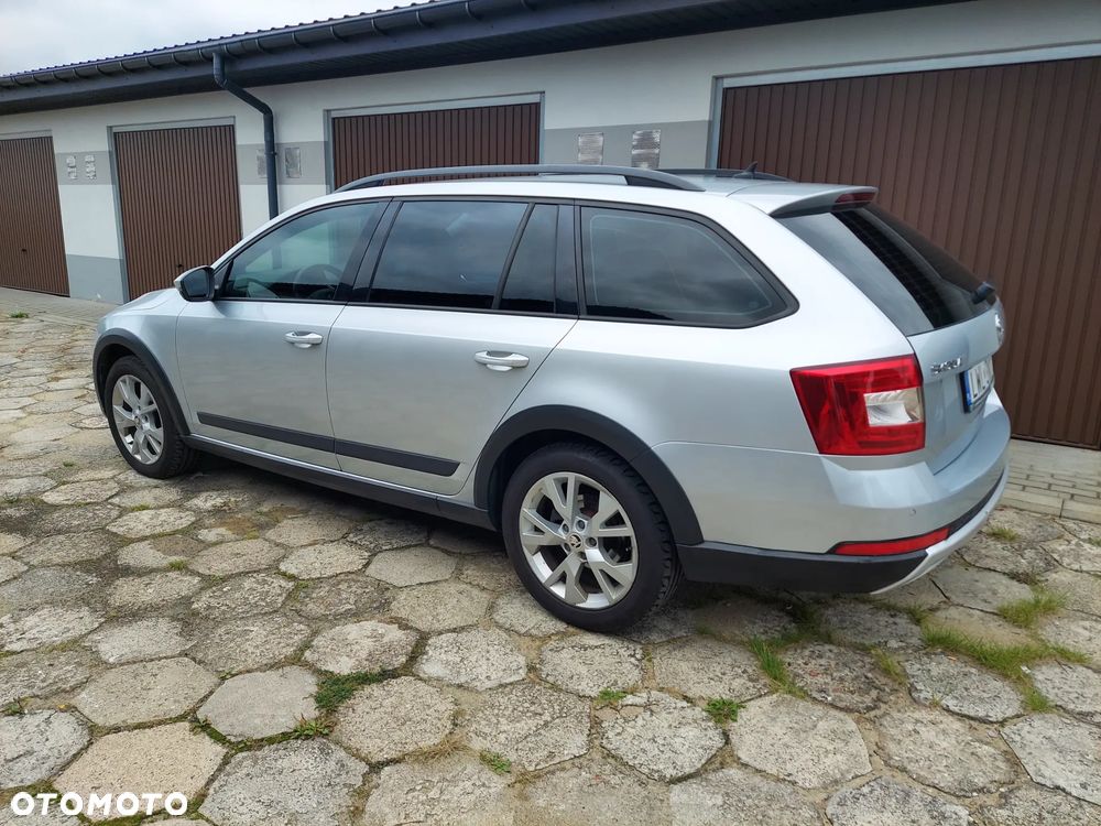 Skoda Octavia Scout 2.0 TDI 4x4 - 3