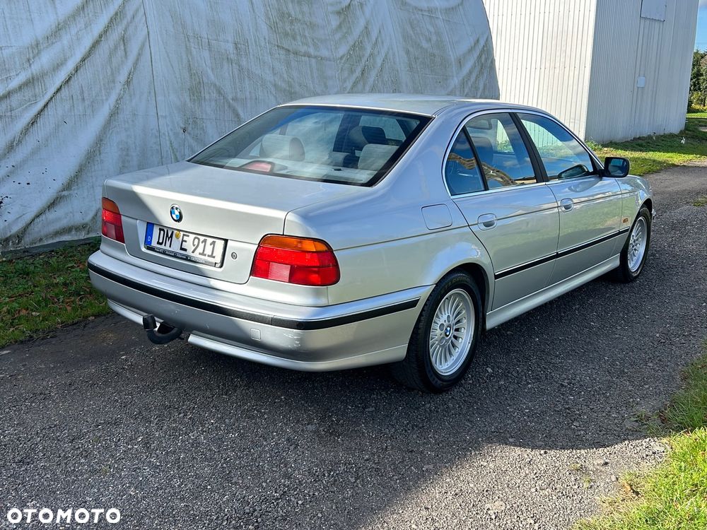 BMW Seria 5 - 8