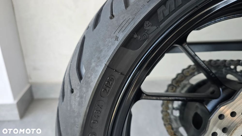 Yamaha MT - 40
