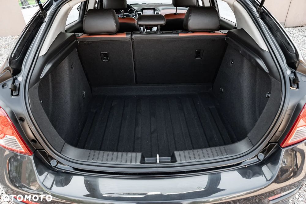 Chevrolet Cruze - 28