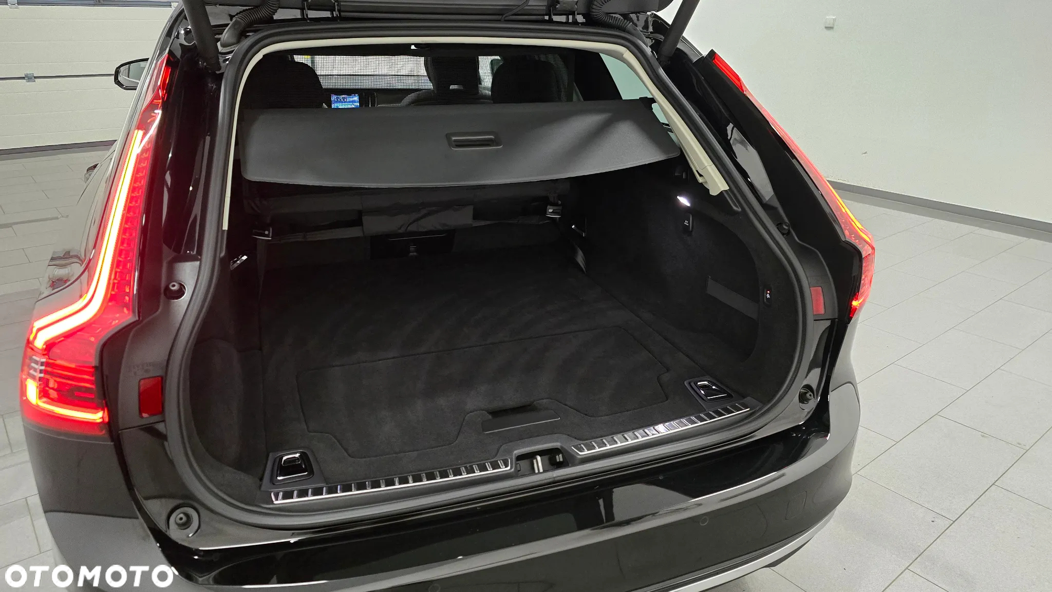 Volvo V90 B4 D Plus Dark - 9