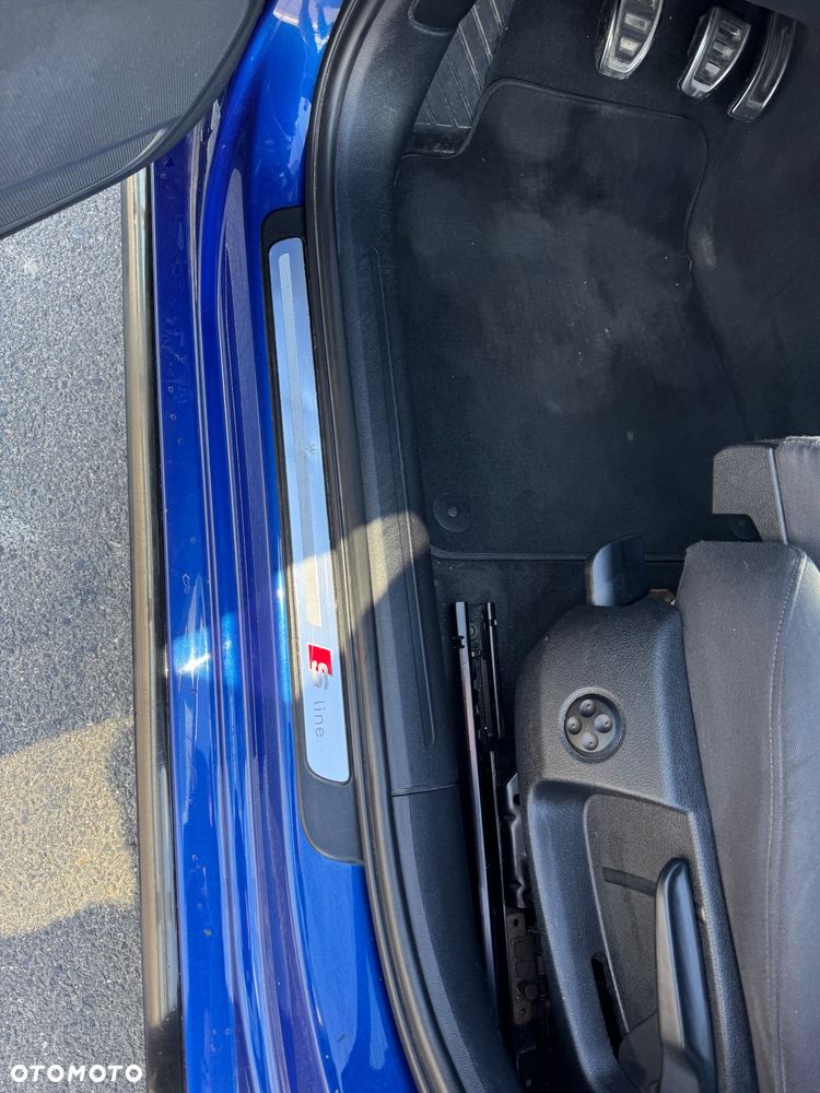 Audi A4 Avant 2.0 TDI - 13