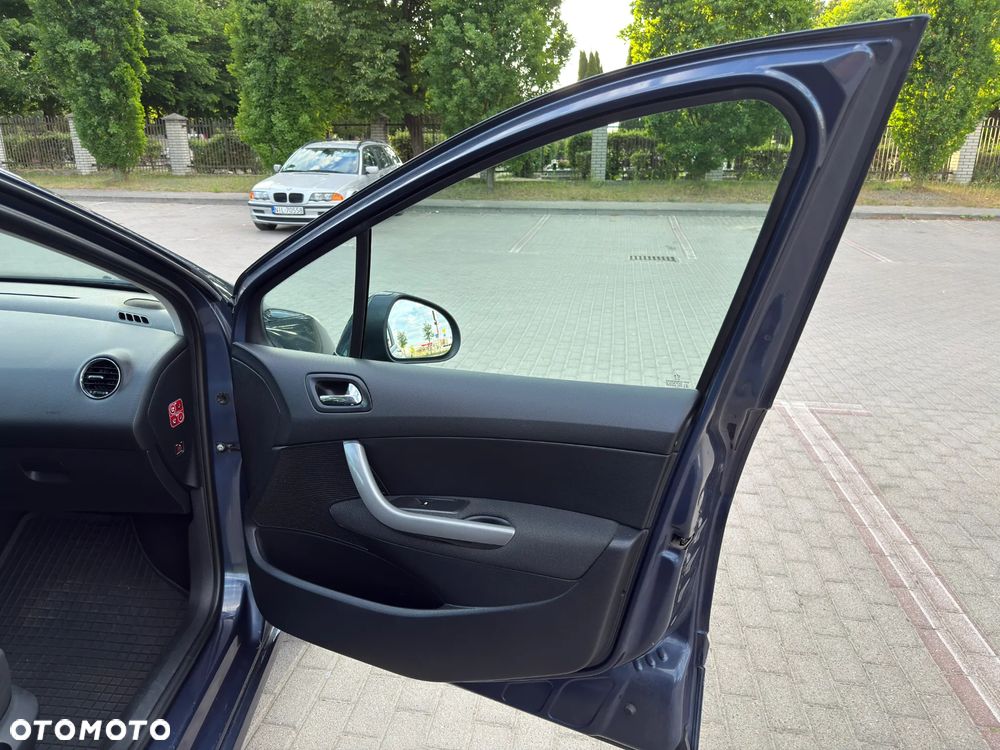 Peugeot 308 - 22