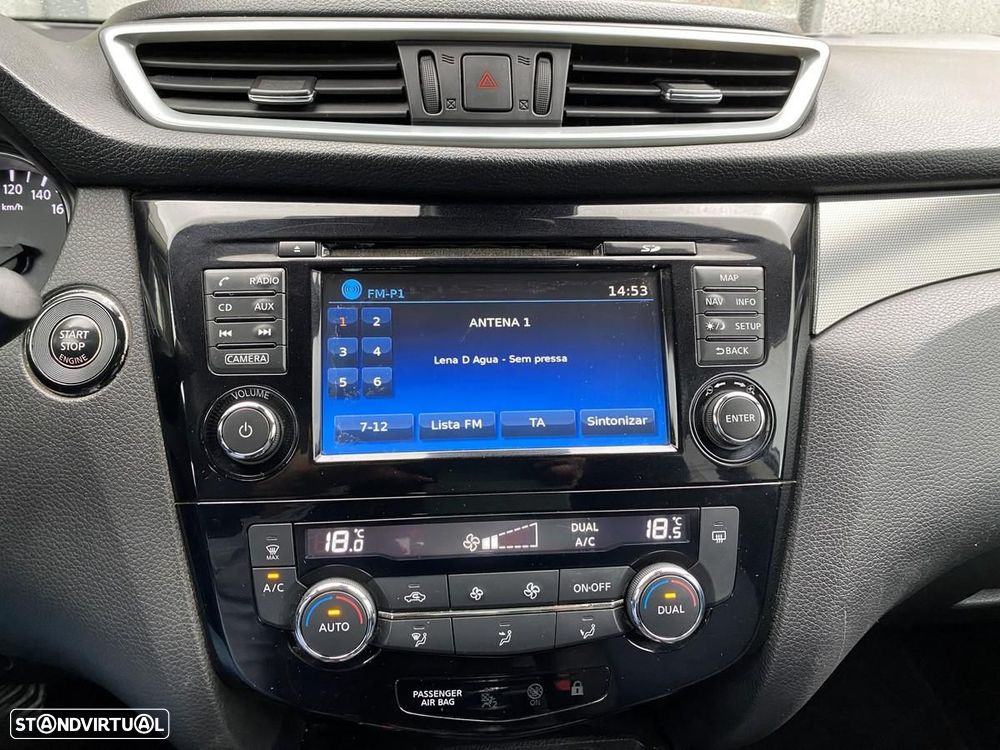 Nissan Qashqai 1.5 dCi N-Connecta J18 - 13