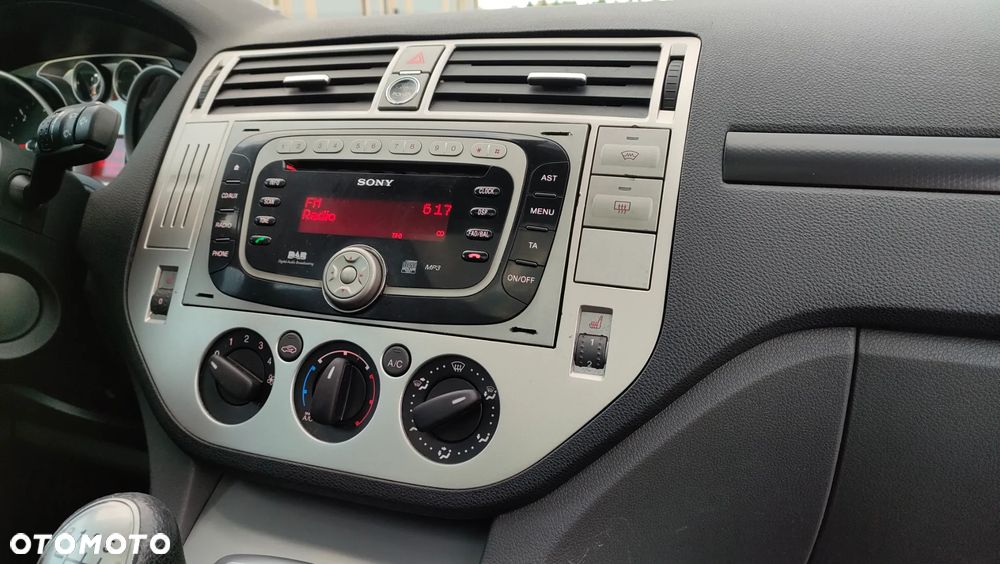 Ford Kuga 2.0 TDCi 2x4 Champions Edition - 7