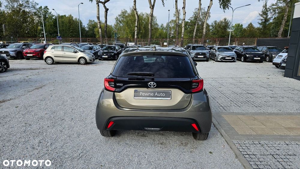 Toyota Yaris 1.5 Comfort - 4