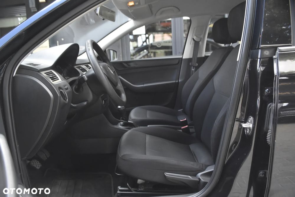 Skoda RAPID 1.6 TDI Active - 8