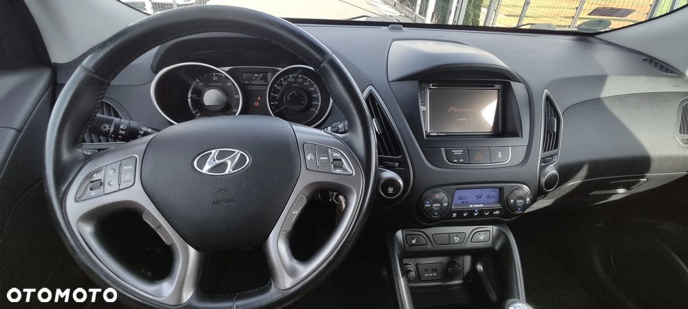 Hyundai ix35 1.7 CRDi 2WD blue Style - 14
