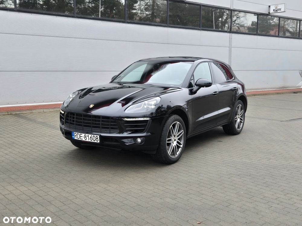 Porsche Macan - 1