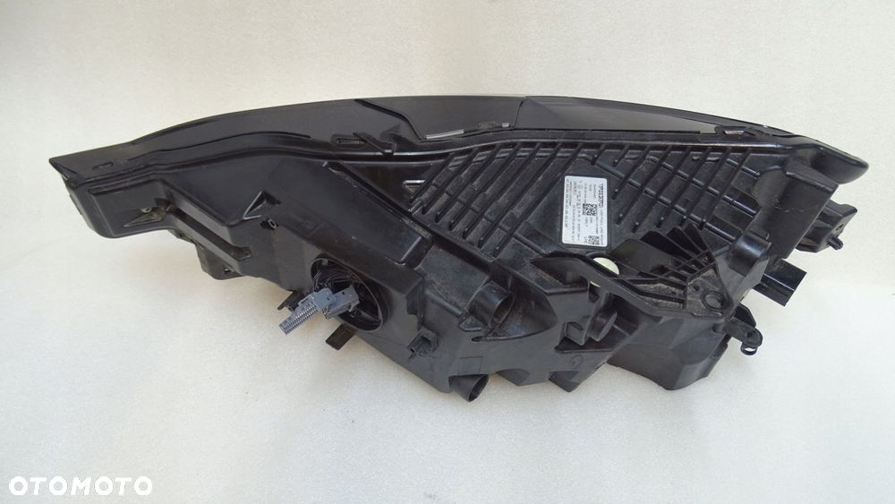 volvo xc60 ii 21/25r lift - lampa przednia prawa full led - 7