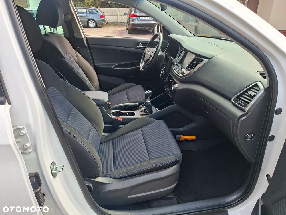 Hyundai Tucson 1.6 GDi 2WD Select - 12