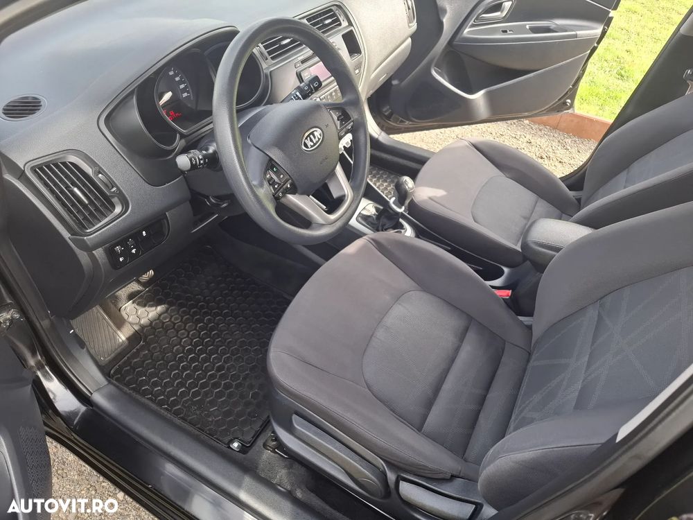 Kia Rio 1.1 CRDI Spirit - 5