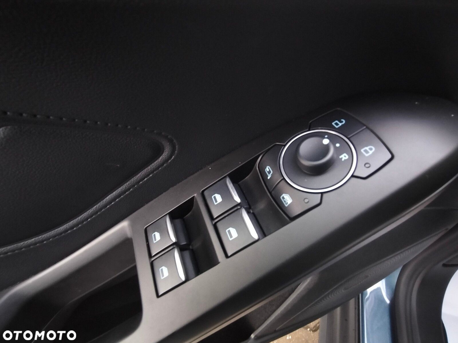 Ford Focus - 16