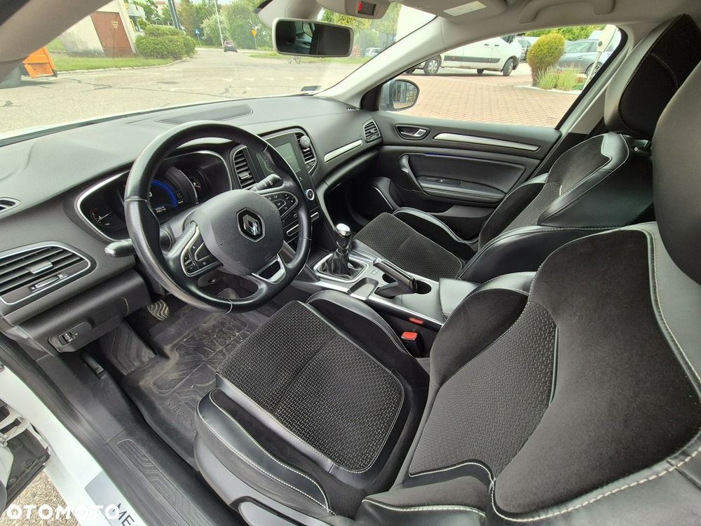 Renault Megane - 11