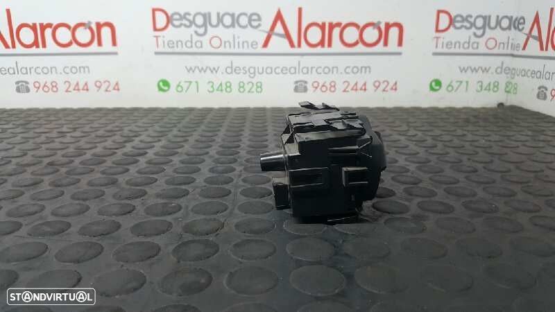 COMANDO DAS LUZES BMW SERIE 1 BERLINA (E81/E87) 118D - 4