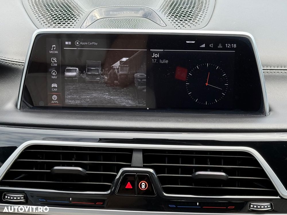 BMW Seria 7 750i xDrive - 28