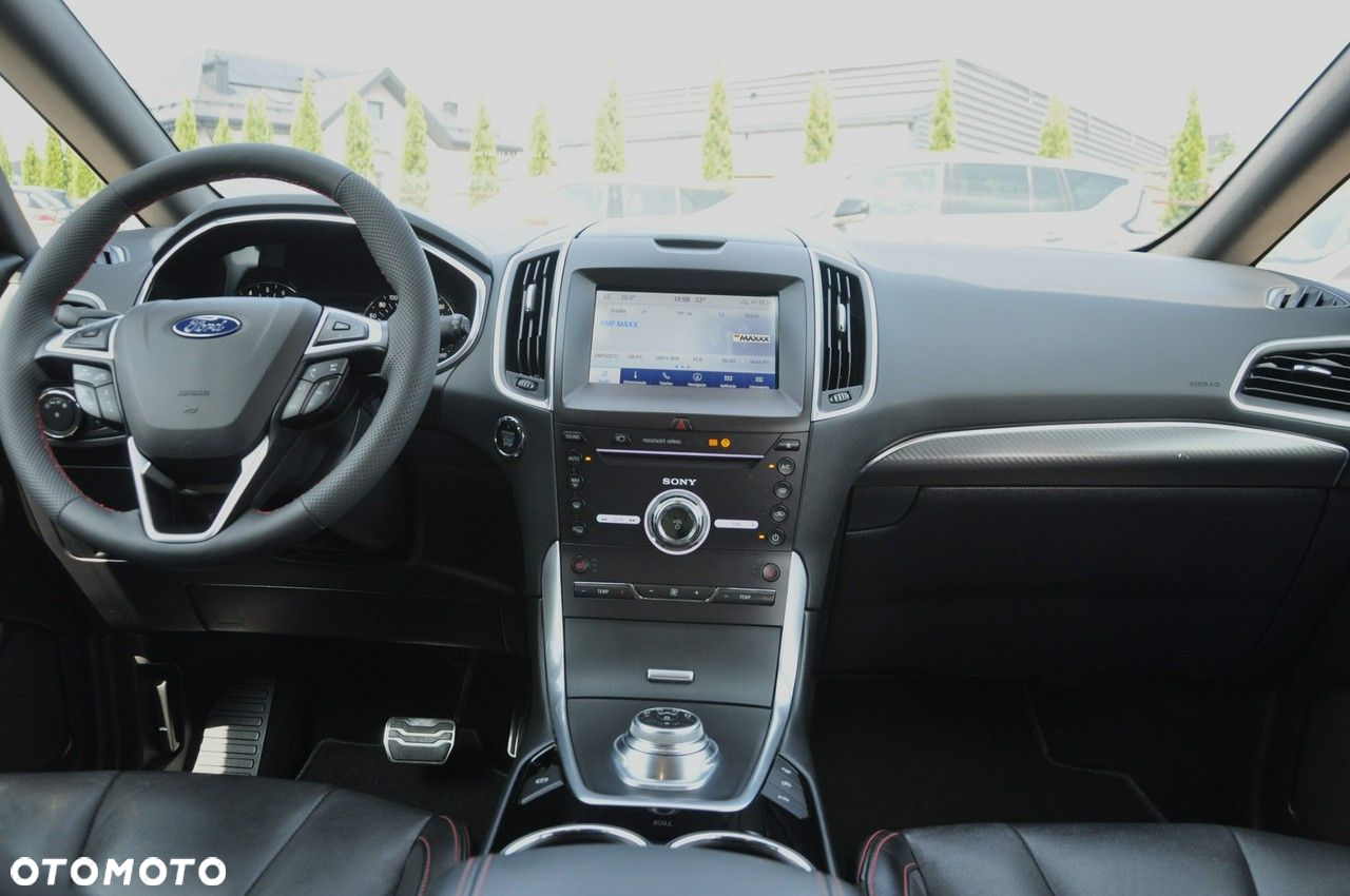 Ford S-Max 2.0 EcoBlue ST-Line - 19