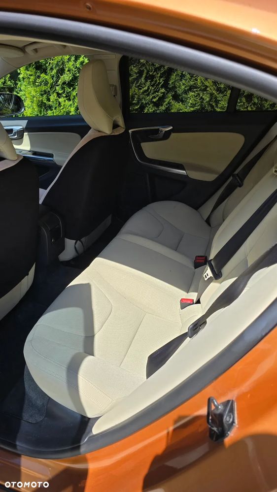 Volvo S60 T5 - 8