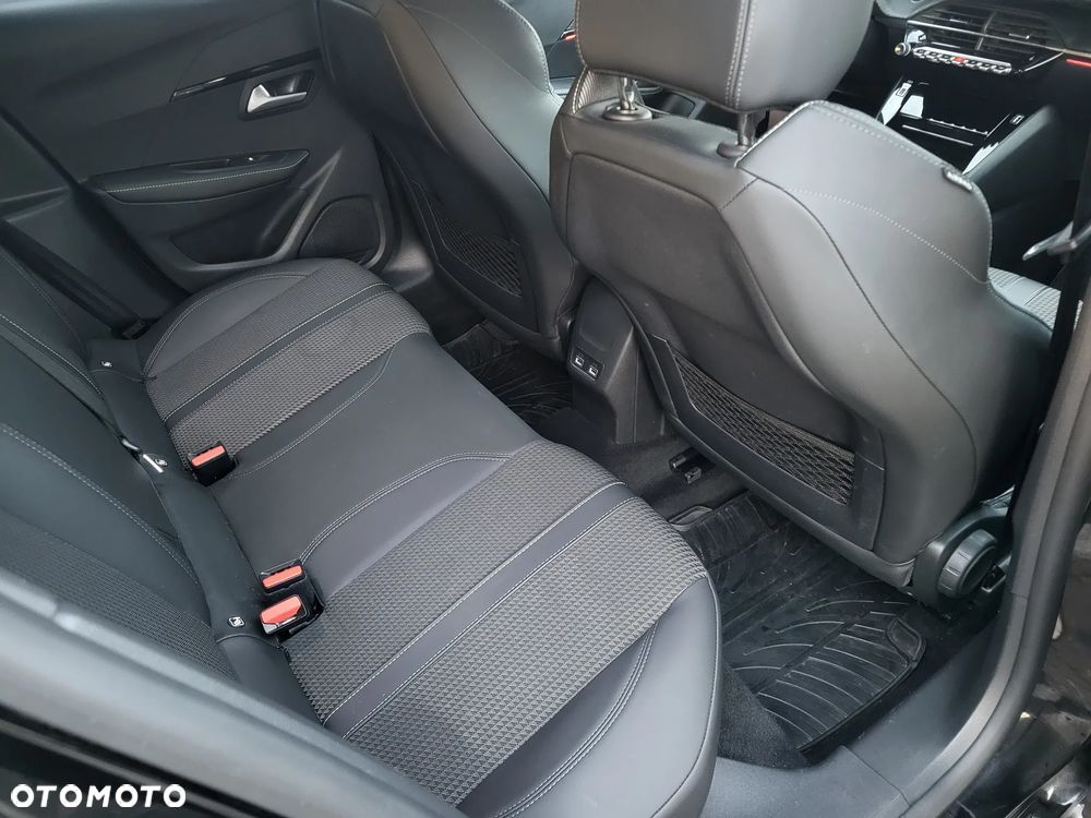 Peugeot 208 PureTech 130 EAT8 GT - 16