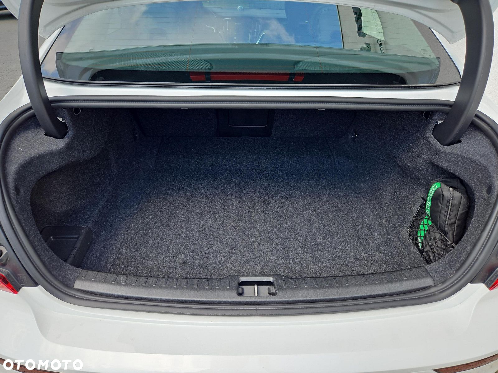 Volvo S60 B5 B AWD Ultimate Dark - 30