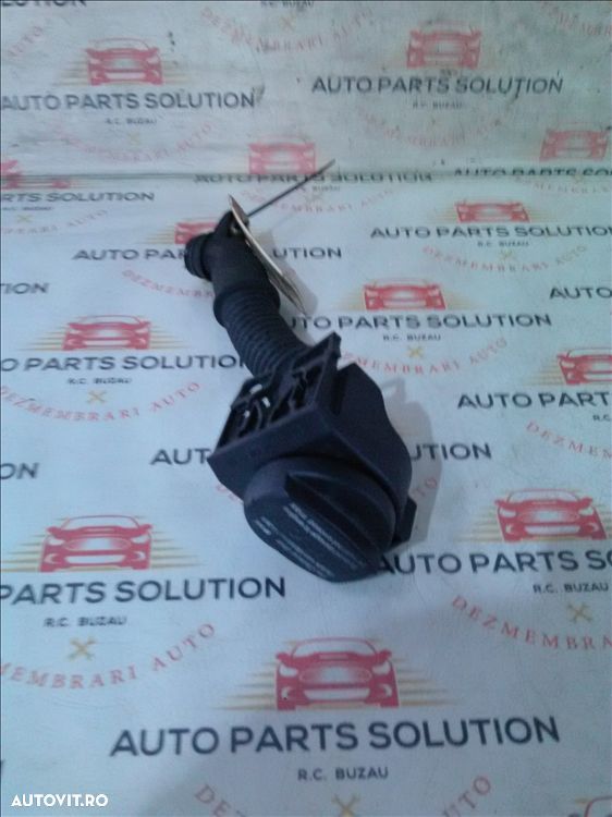 gat umplere ulei motor mercedes benz a class 2.0d an fabr. 2009 - 1