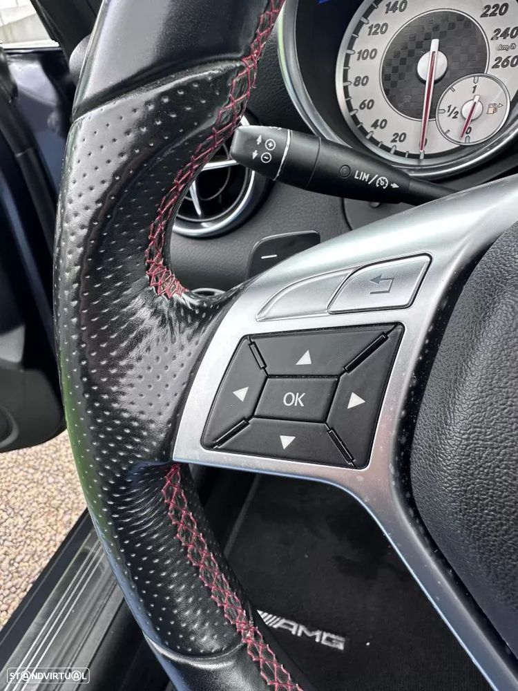 Mercedes-Benz SLK 250 (BlueEFFICIENCY) 7G-TRONIC CarbonLOOK Edition - 29