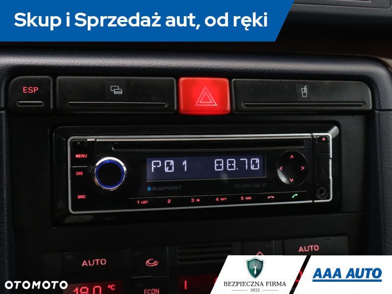 Audi A4 Limousine - 15