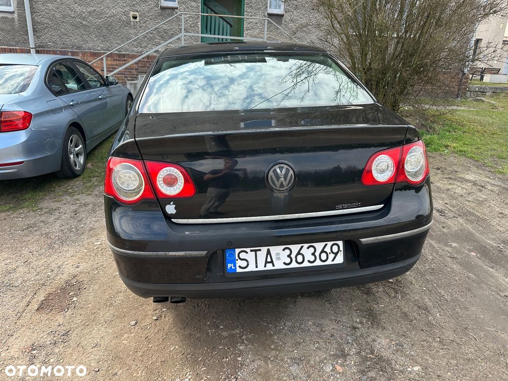 Volkswagen Passat 1.9 TDI DPF Comfortline - 9
