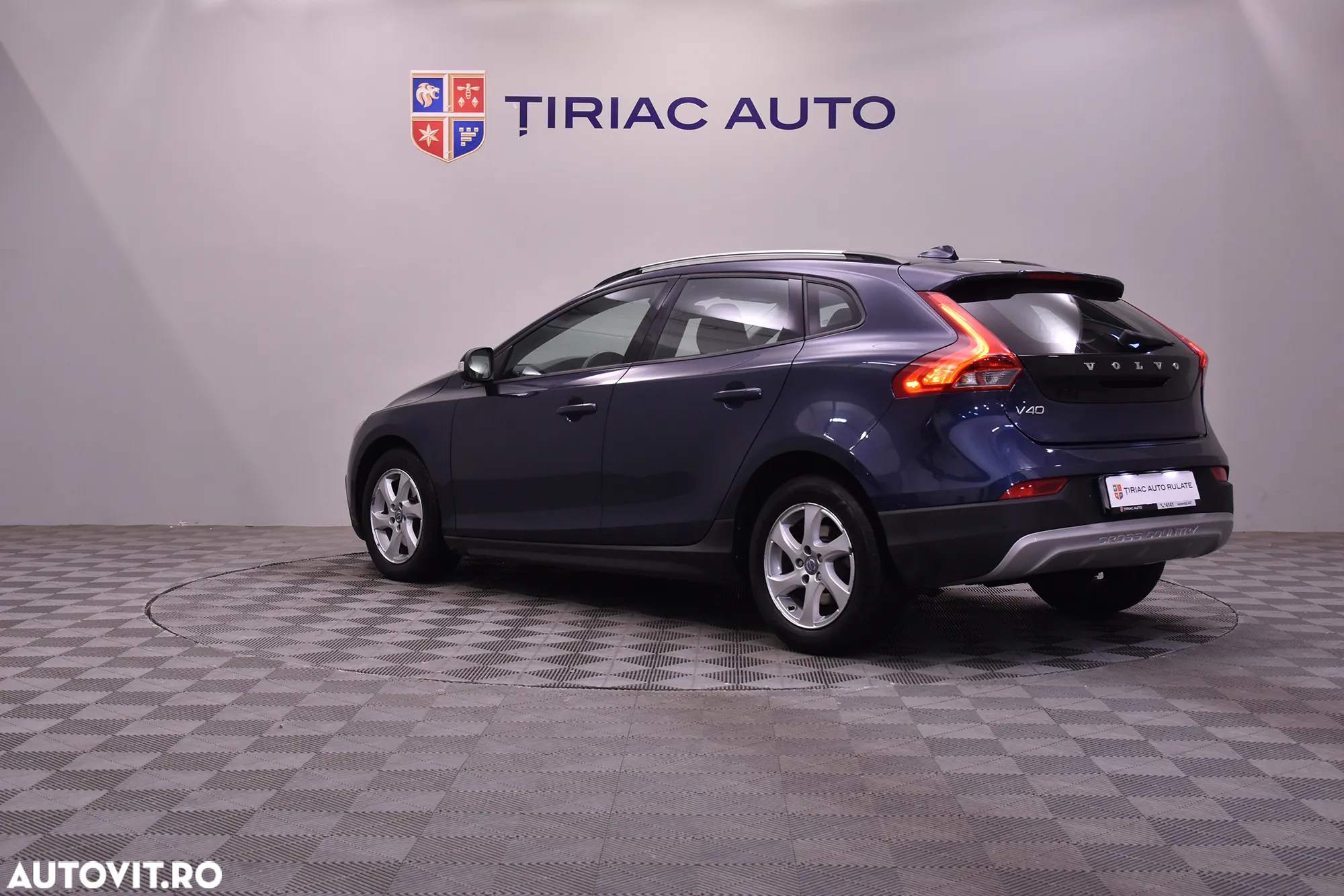 Volvo V40 - 3