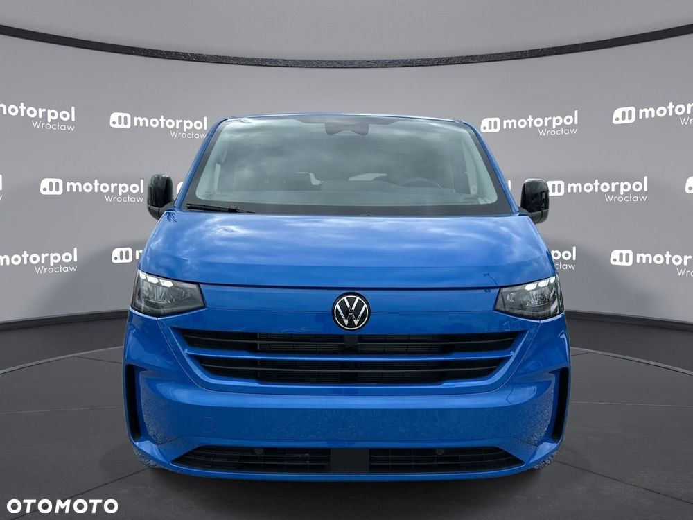 Volkswagen Caravelle - 2